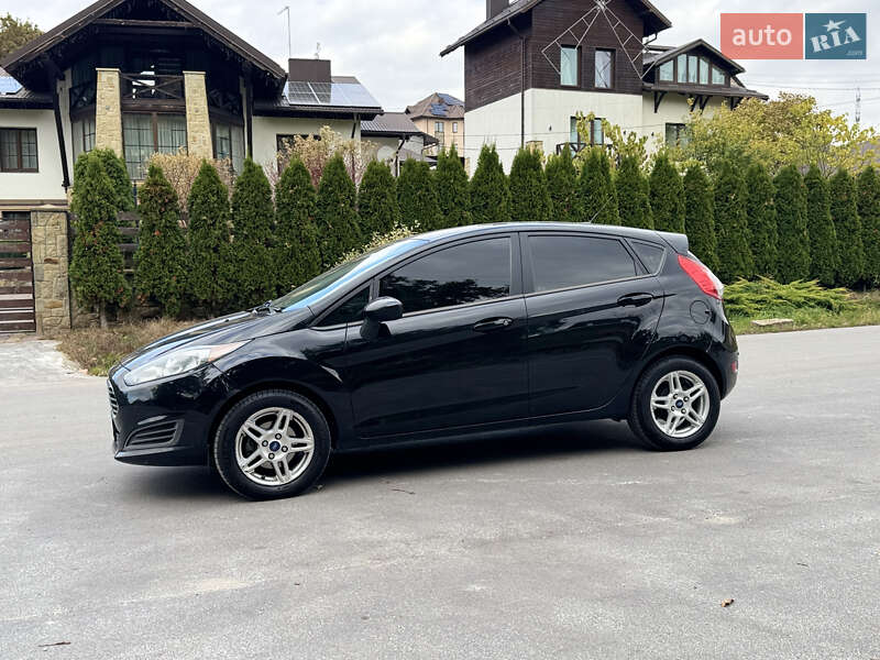 Хэтчбек Ford Fiesta 2018 в Тернополе