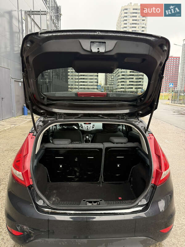 Хэтчбек Ford Fiesta 2011 в Киеве фото 8 Хэтчбек Ford Fiesta 2011 в Киеве
