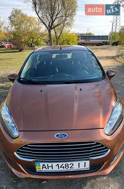 Хэтчбек Ford Fiesta 2013 в 