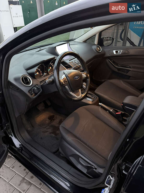 Хэтчбек Ford Fiesta 2016 в Киеве фото 8 Хэтчбек Ford Fiesta 2016 в Киеве