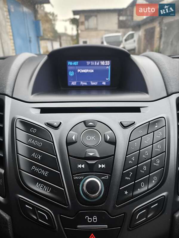 Хэтчбек Ford Fiesta 2016 в Киеве