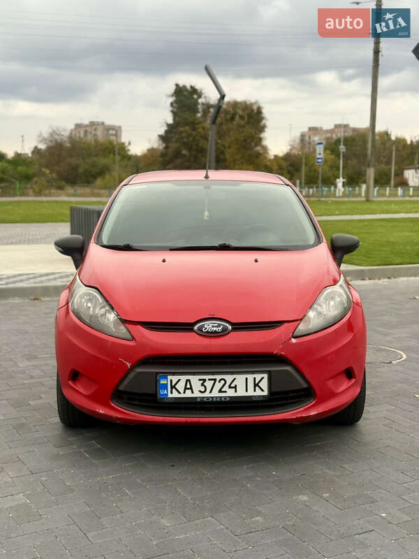 Хетчбек Ford Fiesta 2012 в Лубнах фото 4 Хетчбек Ford Fiesta 2012 в Лубнах
