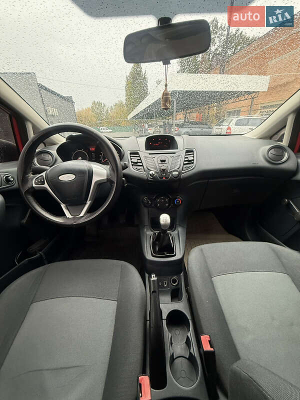 Хетчбек Ford Fiesta 2012 в Лубнах фото 15 Хетчбек Ford Fiesta 2012 в Лубнах