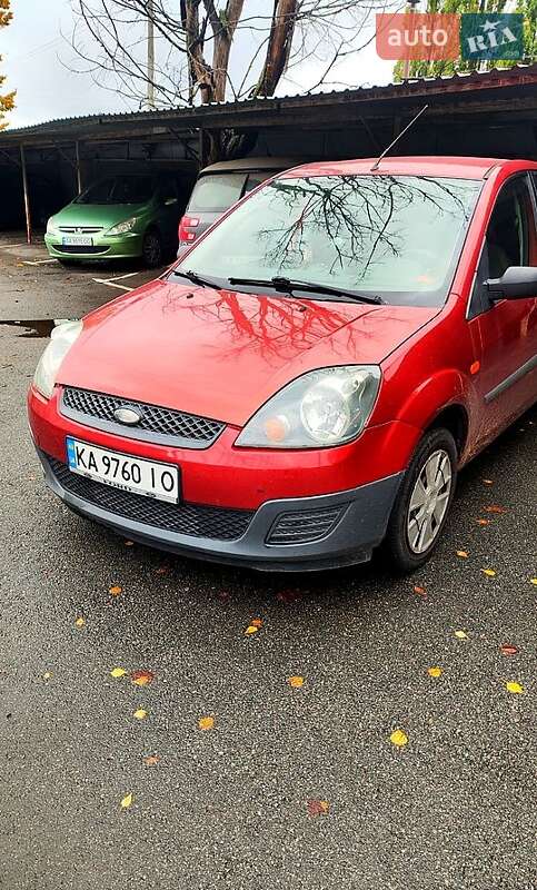 Хэтчбек Ford Fiesta 2007 в Киеве