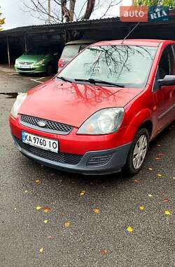 Хетчбек Ford Fiesta 2007 в  фото 11 Хетчбек Ford Fiesta 2007 в