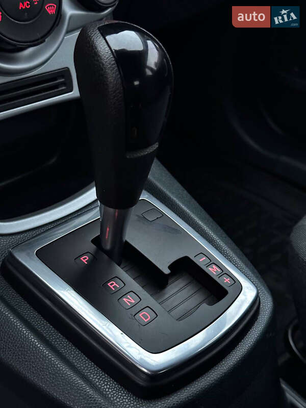 Хетчбек Ford Fiesta 2012 в Черкасах фото 20 Хетчбек Ford Fiesta 2012 в Черкасах