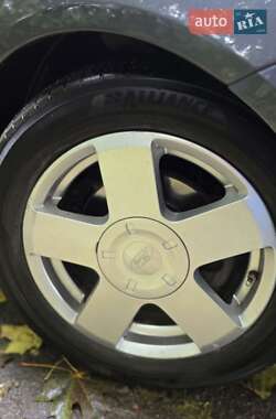 Хэтчбек Ford Fiesta 2008 в 