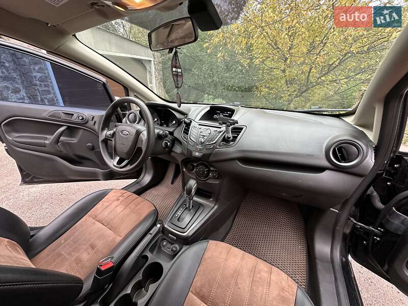 Седан Ford Fiesta 2019 в Киеве