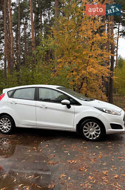 Хетчбек Ford Fiesta 2017 в 
