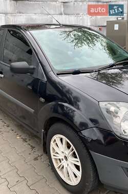 Хэтчбек Ford Fiesta 2007 в  фото 2 Хэтчбек Ford Fiesta 2007 в