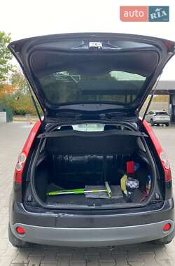 Хэтчбек Ford Fiesta 2007 в  фото 7 Хэтчбек Ford Fiesta 2007 в