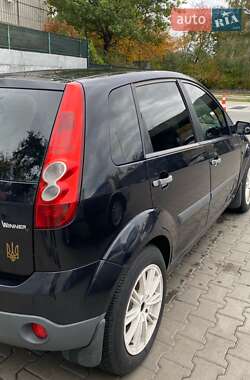 Хэтчбек Ford Fiesta 2007 в  фото 5 Хэтчбек Ford Fiesta 2007 в