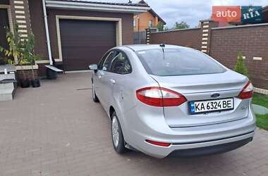Седан Ford Fiesta 2017 в 