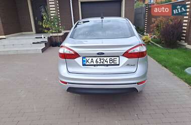 Седан Ford Fiesta 2017 в 