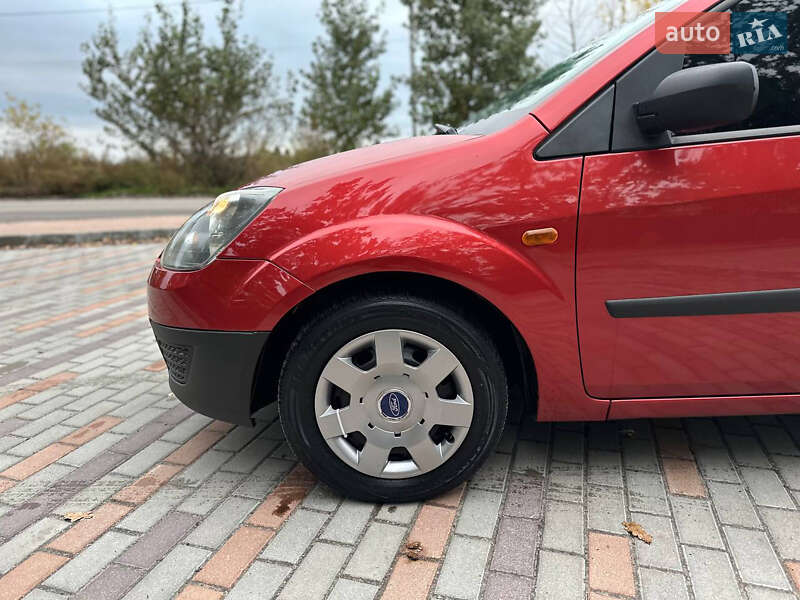Хетчбек Ford Fiesta 2008 в Білій Церкві