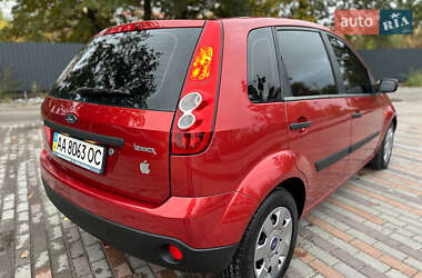 Хэтчбек Ford Fiesta 2008 в 