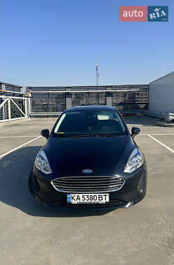 Хетчбек Ford Fiesta 2018 в Києві