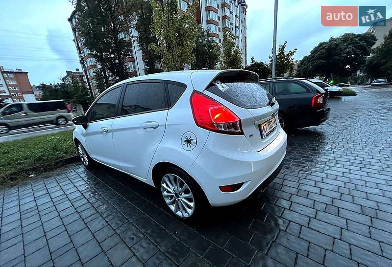 Хетчбек Ford Fiesta 2013 в Івано-Франківську фото 11 Хетчбек Ford Fiesta 2013 в Івано-Франківську