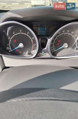 Хэтчбек Ford Fiesta 2014 в 