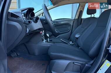 Хэтчбек Ford Fiesta 2018 в 