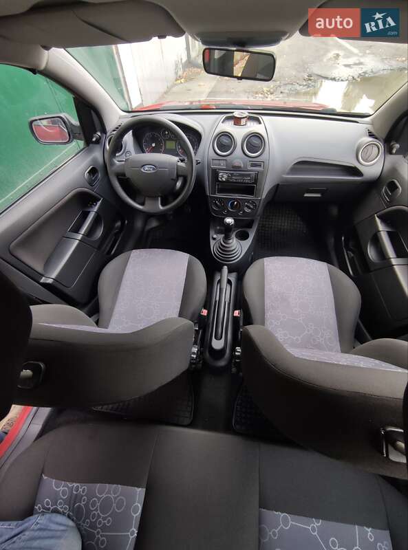 Хетчбек Ford Fiesta 2007 в Києві фото 12 Хетчбек Ford Fiesta 2007 в Києві