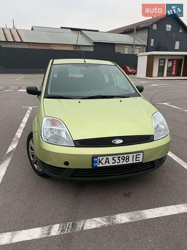Хетчбек Ford Fiesta 2005 в Києві