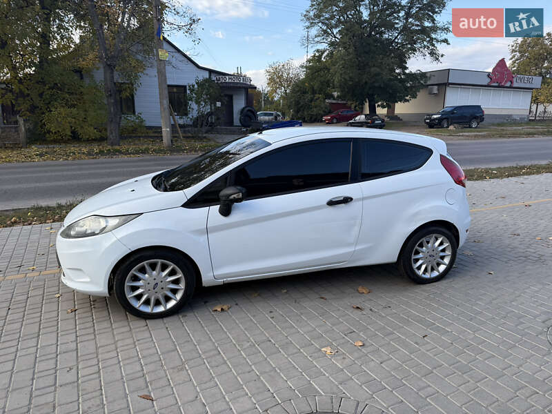 Седан Ford Fiesta 2009 в Первомайську фото 5 Седан Ford Fiesta 2009 в Первомайську