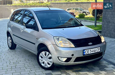 Хэтчбек Ford Fiesta 2005 в  фото 4 Хэтчбек Ford Fiesta 2005 в