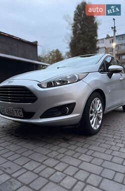 Хетчбек Ford Fiesta 2013 в  фото 16 Хетчбек Ford Fiesta 2013 в