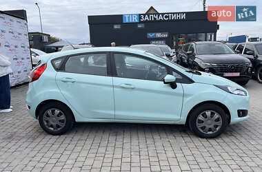 Хетчбек Ford Fiesta 2017 в  фото 4 Хетчбек Ford Fiesta 2017 в