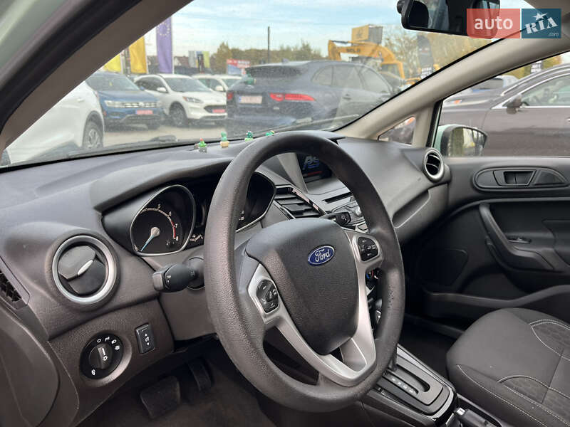 Хетчбек Ford Fiesta 2017 в Львові фото 9 Хетчбек Ford Fiesta 2017 в Львові