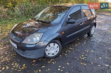 Хетчбек Ford Fiesta 2007 в  фото 2 Хетчбек Ford Fiesta 2007 в