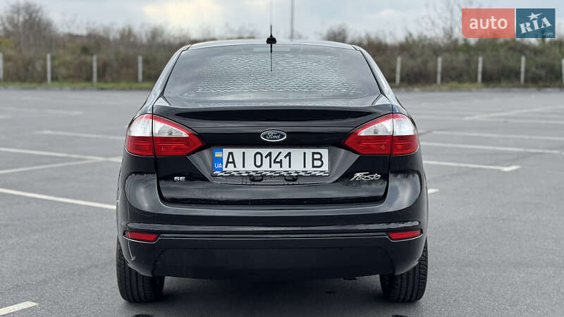 Седан Ford Fiesta 2016 в Виннице