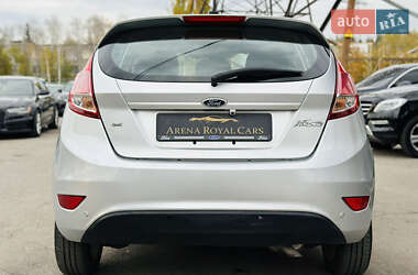 Хетчбек Ford Fiesta 2016 в  фото 11 Хетчбек Ford Fiesta 2016 в