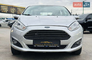 Хетчбек Ford Fiesta 2016 в  фото 7 Хетчбек Ford Fiesta 2016 в