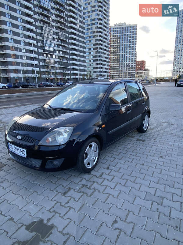 Хетчбек Ford Fiesta 2007 в Києві фото 3 Хетчбек Ford Fiesta 2007 в Києві