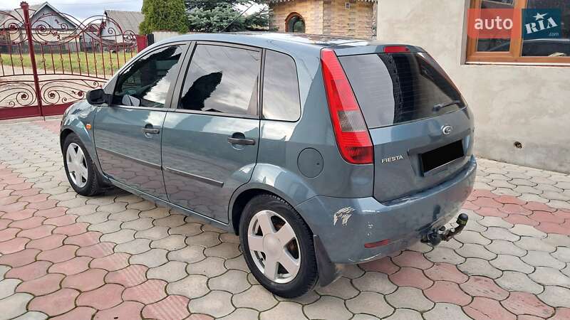 Хетчбек Ford Fiesta 2002 в Надвірній фото 2 Хетчбек Ford Fiesta 2002 в Надвірній