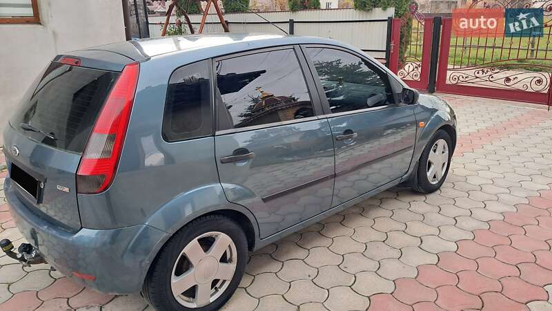 Хетчбек Ford Fiesta 2002 в Надвірній фото 7 Хетчбек Ford Fiesta 2002 в Надвірній
