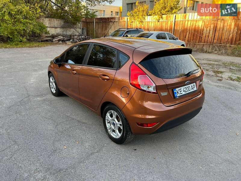 Хетчбек Ford Fiesta 2015 в Дніпрі фото 12 Хетчбек Ford Fiesta 2015 в Дніпрі