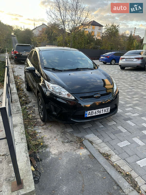 Хетчбек Ford Fiesta 2012 в Вінниці фото Хетчбек Ford Fiesta 2012 в Вінниці