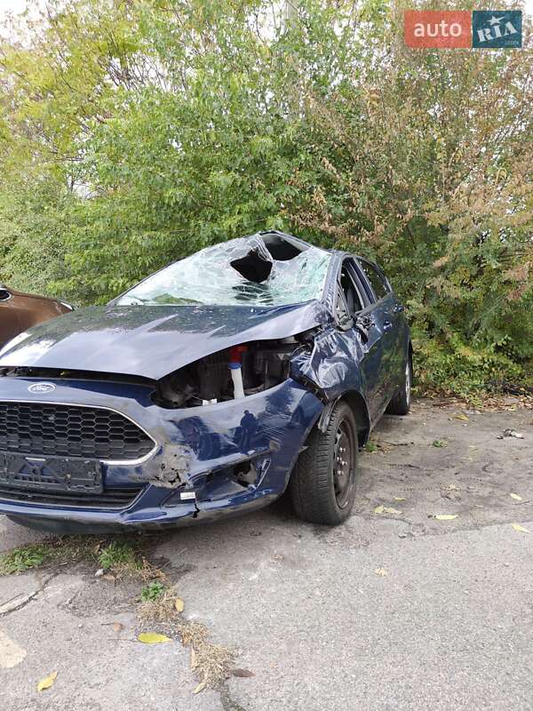 Хетчбек Ford Fiesta 2016 в Запоріжжі