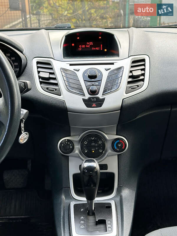 Хэтчбек Ford Fiesta 2011 в Львове фото 17 Хэтчбек Ford Fiesta 2011 в Львове