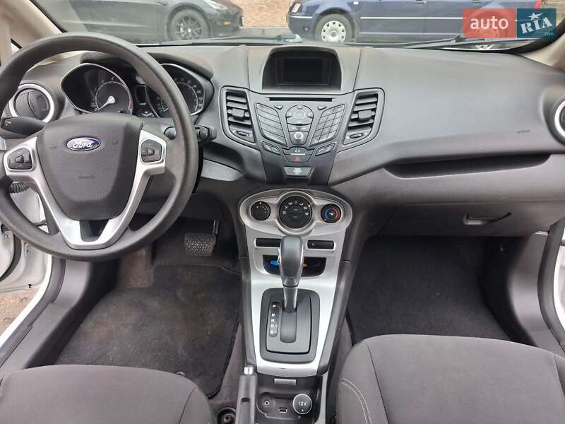 Хэтчбек Ford Fiesta 2018 в Вишневом фото 9 Хэтчбек Ford Fiesta 2018 в Вишневом