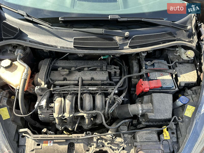 Хетчбек Ford Fiesta 2011 в Києві фото 13 Хетчбек Ford Fiesta 2011 в Києві