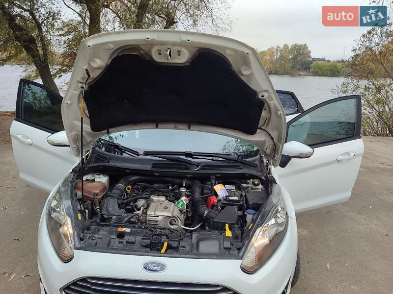 Хетчбек Ford Fiesta 2013 в Києві фото 16 Хетчбек Ford Fiesta 2013 в Києві