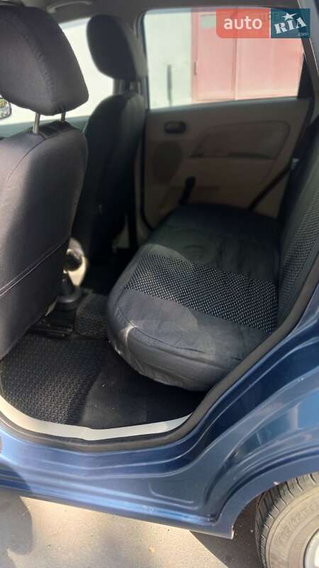 Хетчбек Ford Fiesta 2006 в Одесі фото 10 Хетчбек Ford Fiesta 2006 в Одесі