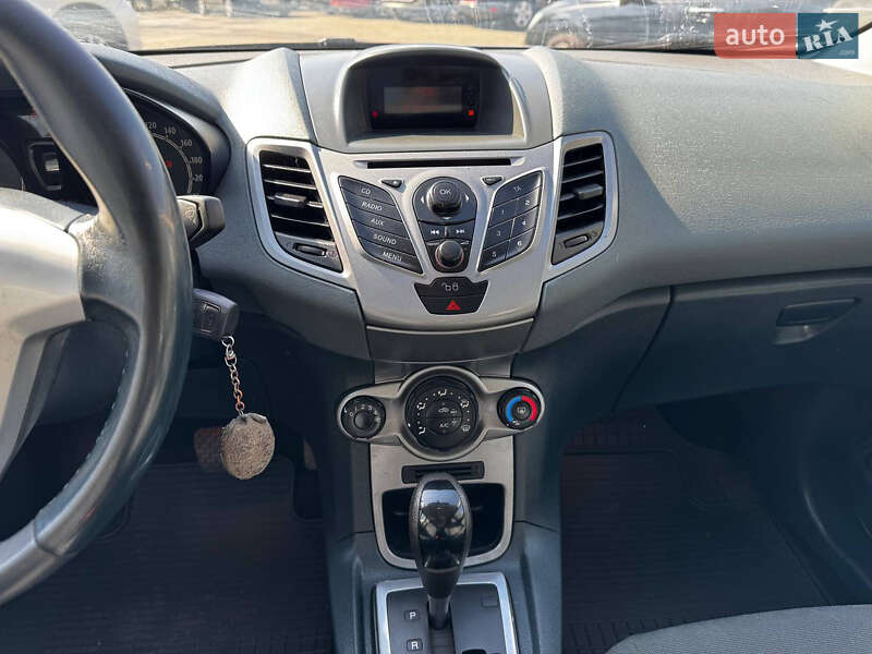 Хэтчбек Ford Fiesta 2011 в Днепре фото 11 Хэтчбек Ford Fiesta 2011 в Днепре