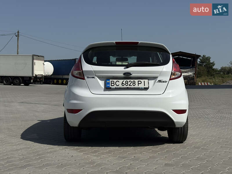 Хэтчбек Ford Fiesta 2016 в Львове фото 4 Хэтчбек Ford Fiesta 2016 в Львове