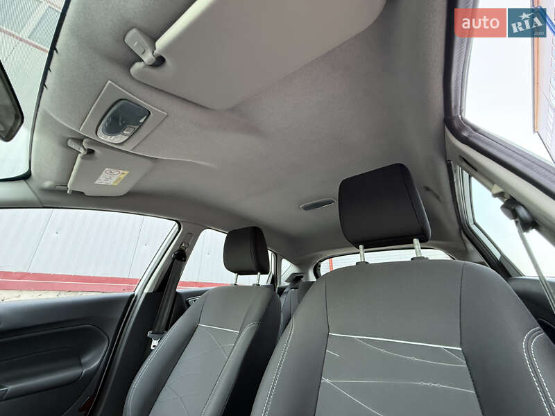 Хэтчбек Ford Fiesta 2016 в Львове фото 26 Хэтчбек Ford Fiesta 2016 в Львове