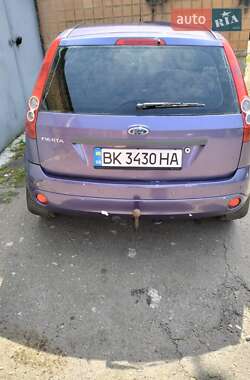Хэтчбек Ford Fiesta 2008 в Ровно